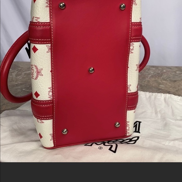 MCM BAG - Picture 8 of 9